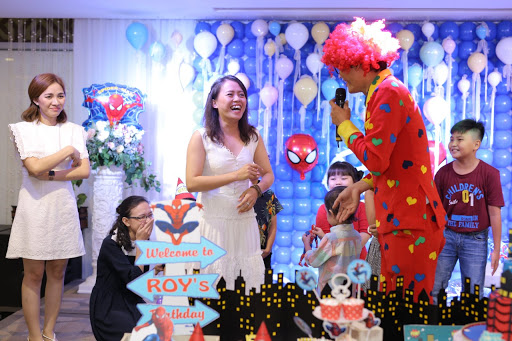 Bán bong bóng vua bong bóng shop công ty chuyên dịch vụ tổ chức sinh nhật  cho bé trọn gói giá rẻ tphcm